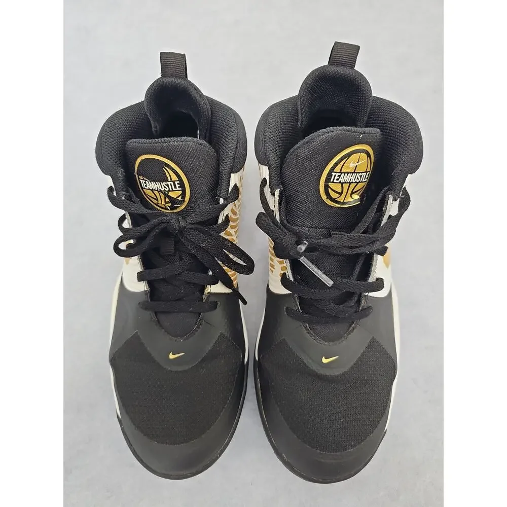 Nike Boys Team Hustle D 9 Black White Basketball Shoes Sneakers 6Y Gym Athletic